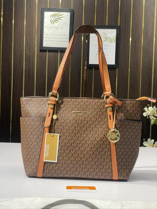 MICHAE L KO R S MK TOTE WITH DUST BAG watchlady