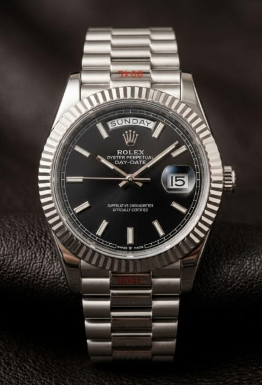10 WATCHES AND 2 SUNGLASSES XoticCollection