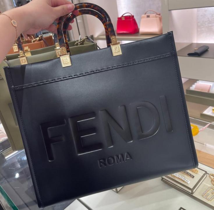 FEND I SUNSSHINE SHOPPERS TOTE WITH DUST BAG watchlady