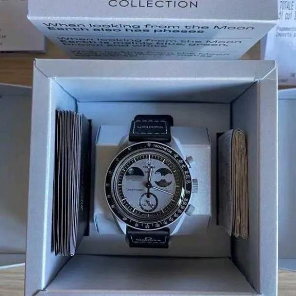 OMEG A  EARTHPHASE SUN MOON WORKING watchlady