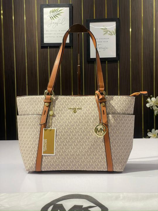 MICHAE L KO R S MK TOTE WITH DUST BAG watchlady