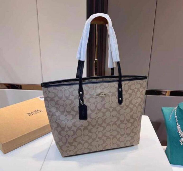 COAC H CITY TOTE WITH BOX AND DUST COVER watchlady