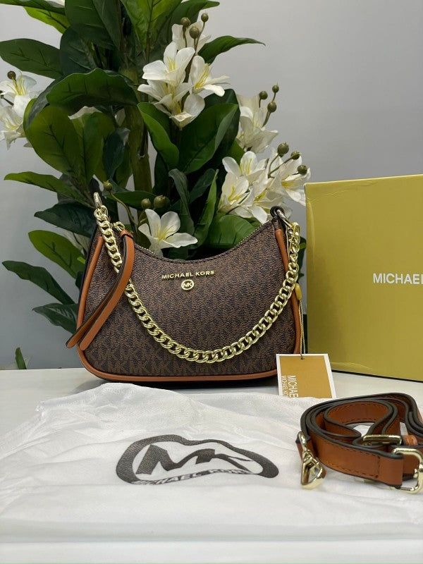 MK JET SET  CHARM SMALL LOGO POCHETTE WITH OG BOX watchlady