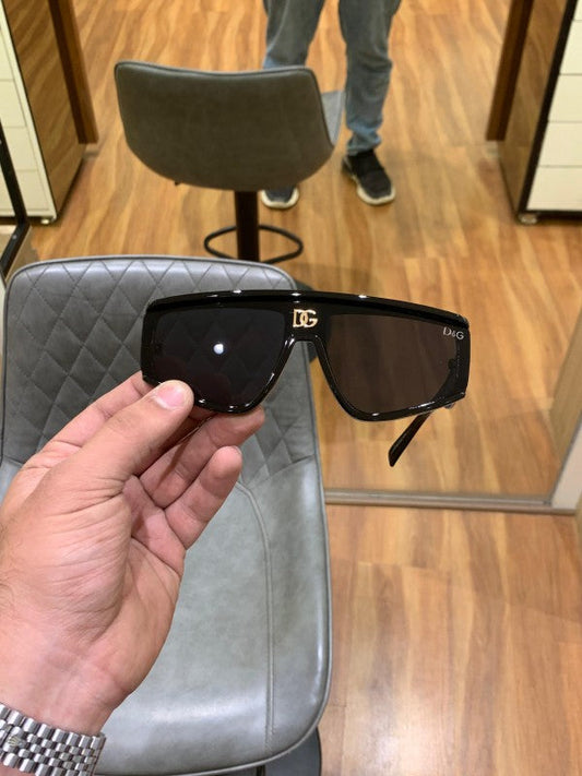 DOLCE AND GABBAN NA UNISEX ARTICLE WITH BOX XoticCollection