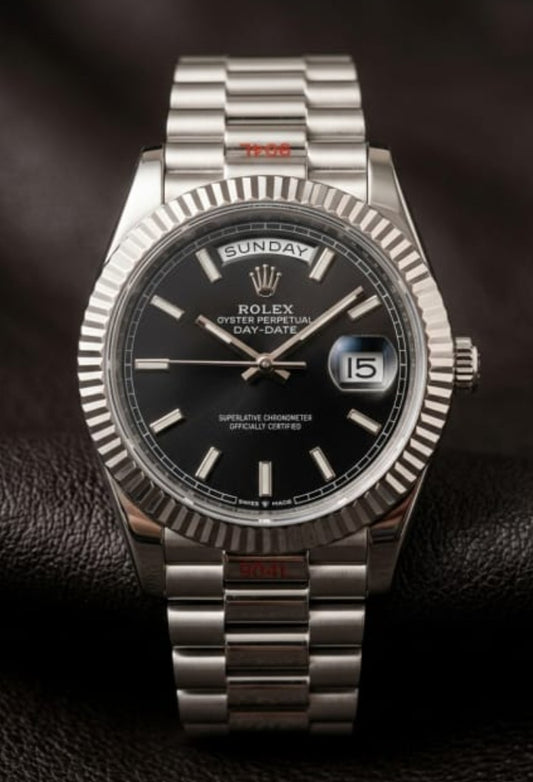 10 WATCHES AND 2 SUNGLASSES XoticCollection