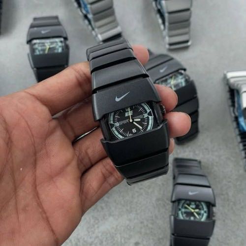 NIK E WATCH XoticCollection